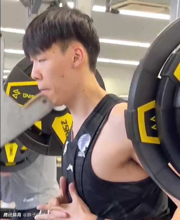 y奴