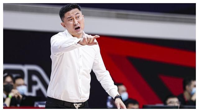 贪图我妻子的美貌