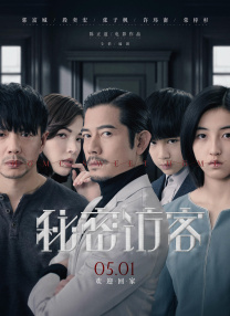 女生玩小玩具视频