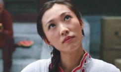 26岁招待的下女